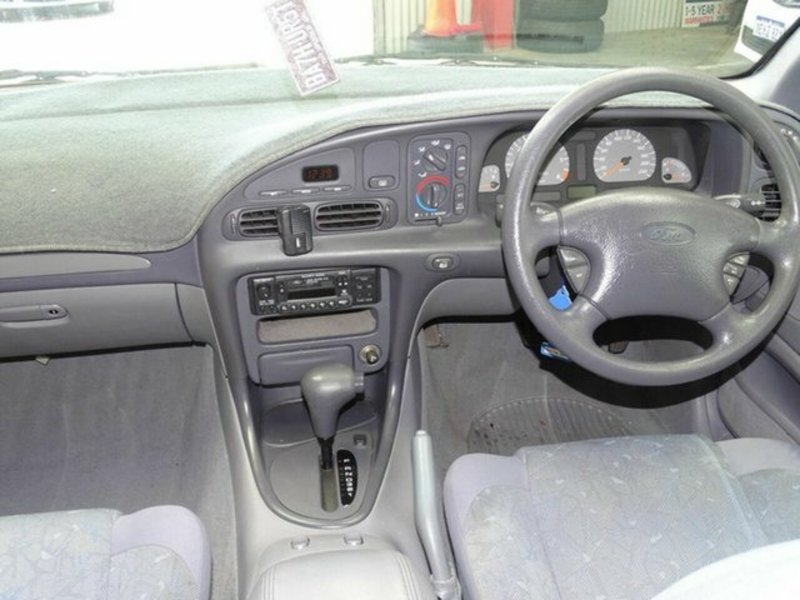 1997 FORD FUTURA