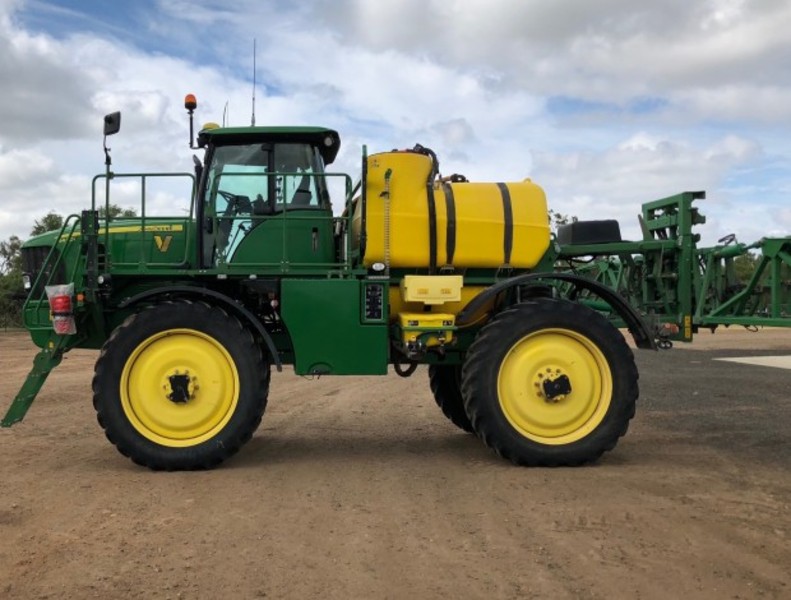 2012 JOHN DEERE 5430i Sprayer