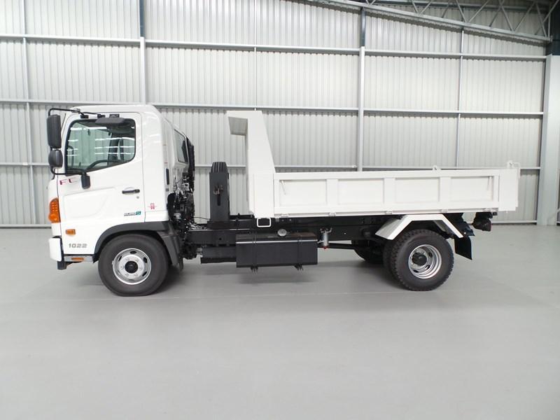 2016 HINO FC 1022 SHORT 500
