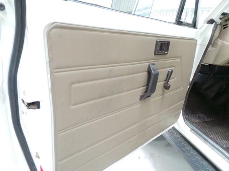 1985 TOYOTA LAND CRUISER HJ75 TRAY TRUCK