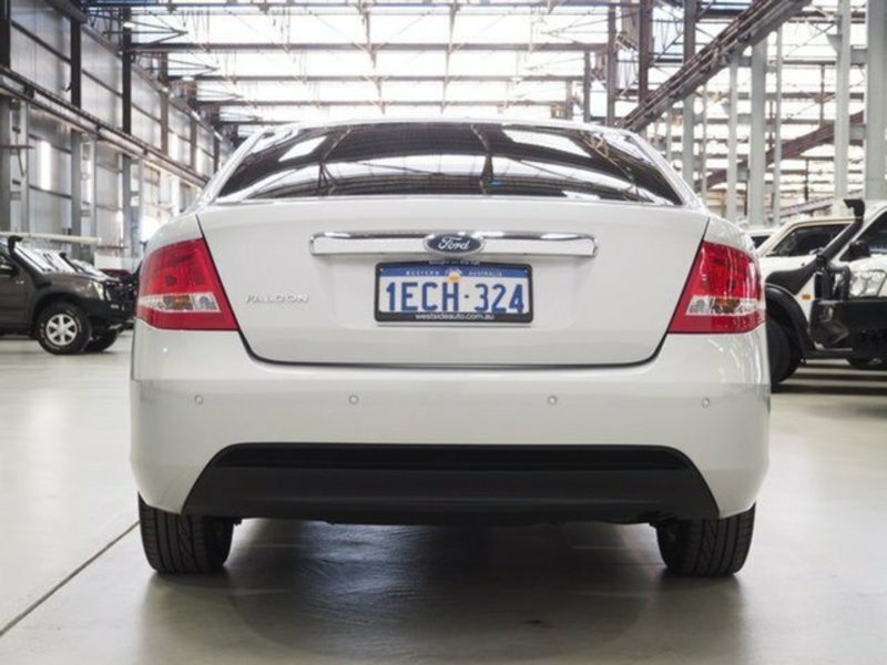 2013 FORD FALCON XT FG MK2