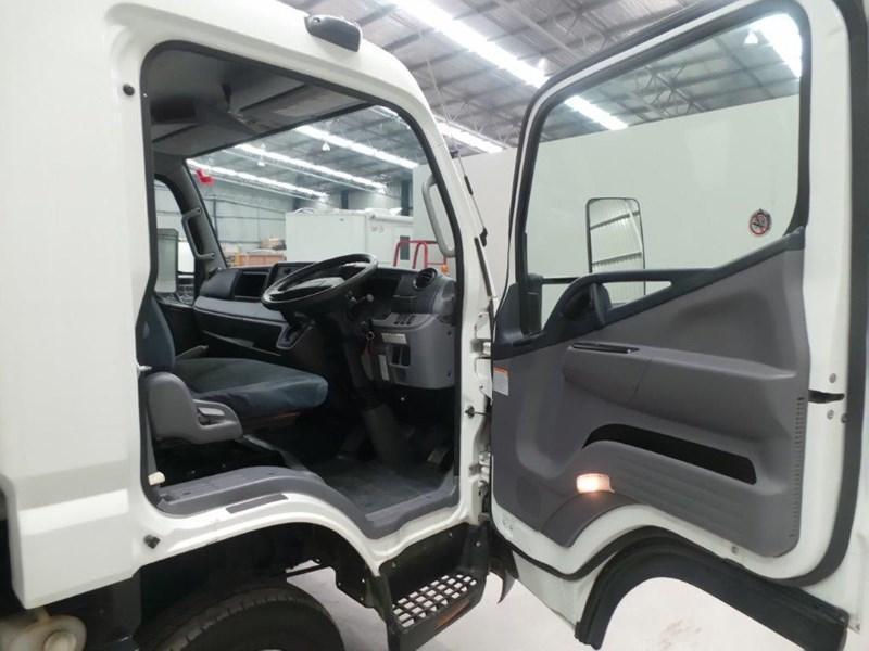 2012 FUSO CANTER 515