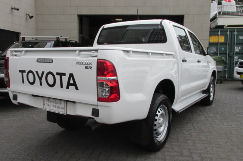 2014 TOYOTA HILUX SR (4x4) KUN26R MY14