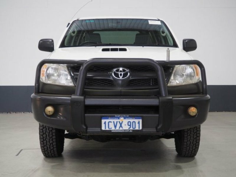 2008 TOYOTA HILUX SR (4x4) KUN26R 08 UPGRADE