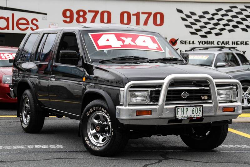 1993 NISSAN PATHFINDER Ti (4x4)