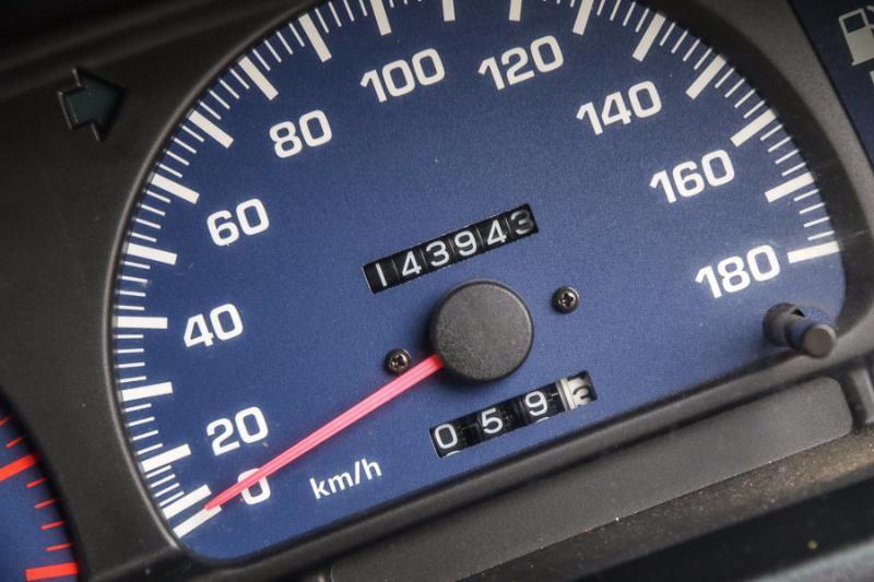 1999 TOYOTA HILUX SR5 LN167R