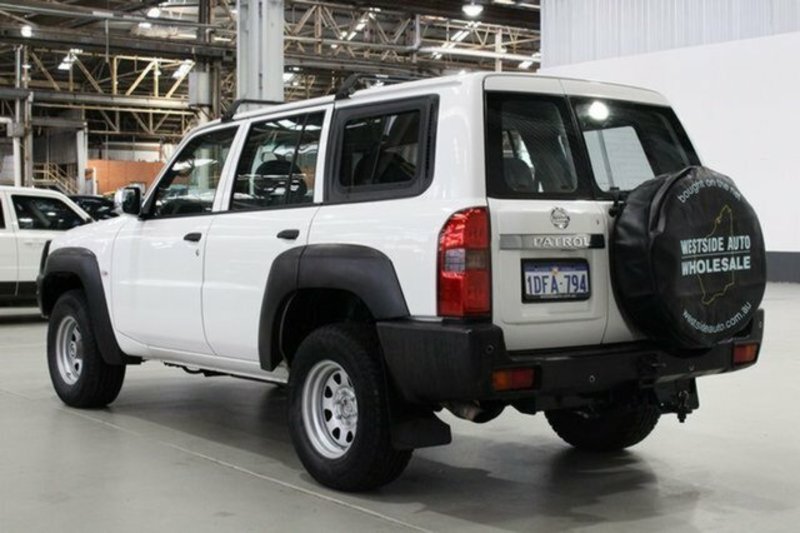 2006 NISSAN PATROL DX (4x4) GU IV