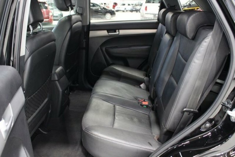 2011 KIA SORENTO PLATINUM (4x4) XM MY11