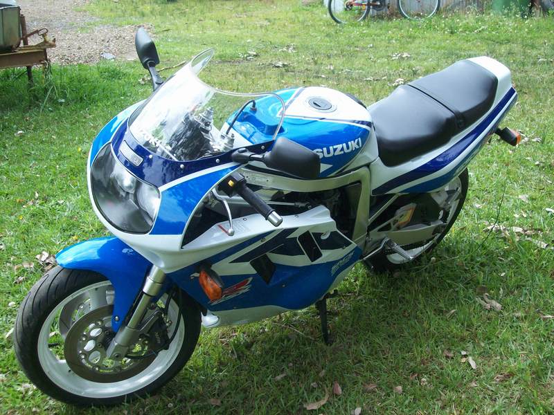 1991 SUZUKI GSX R750