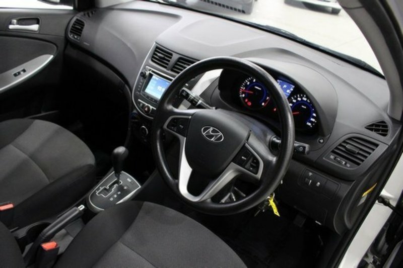 2014 HYUNDAI ACCENT ACTIVE RB2