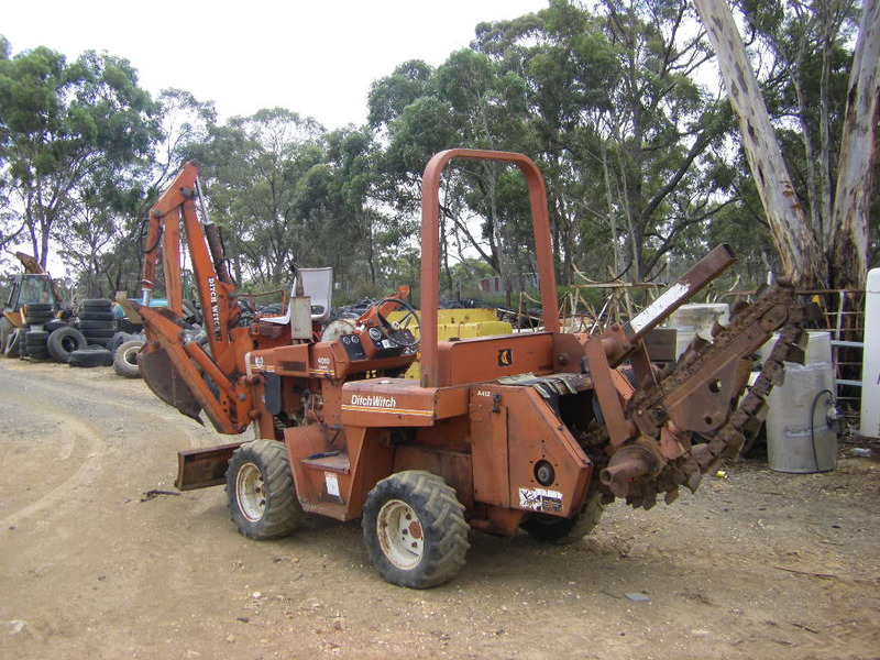 DITCH WITCH 5609