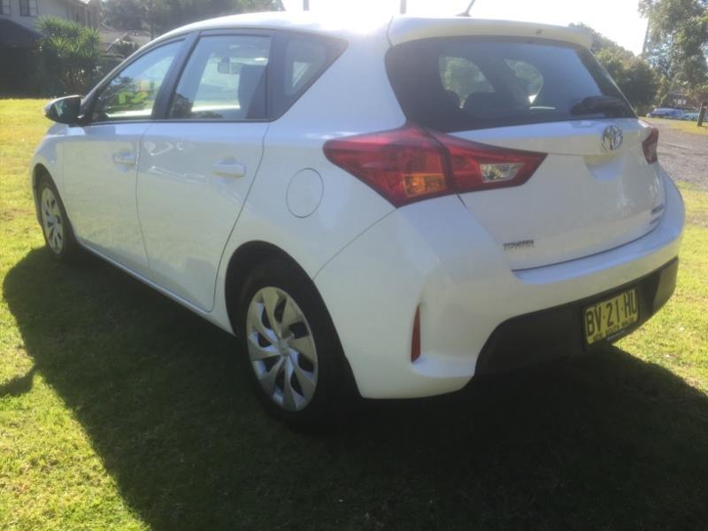 2013 TOYOTA COROLLA ASCENT ZRE182R