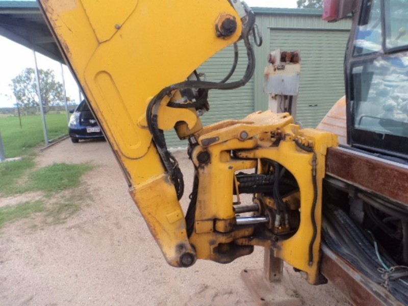 1985 MASSEY FERGUSON MF860 MF860 Loader