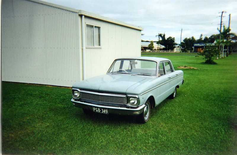 1966 FORD FALCON DELUXE XP