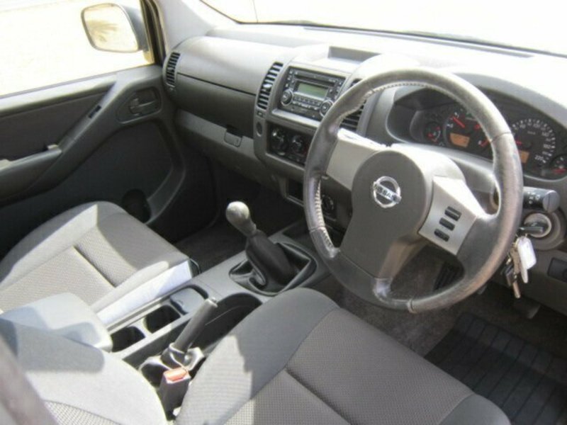 2011 NISSAN NAVARA ST-X King Cab D40 MY11