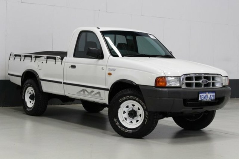 2002 FORD COURIER GL PE