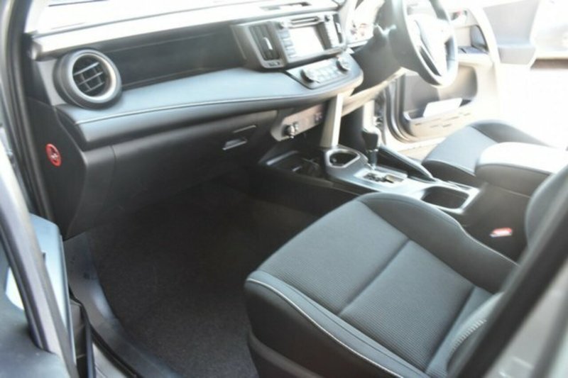 2017 TOYOTA RAV4 GXL (2WD) ZSA42R MY17