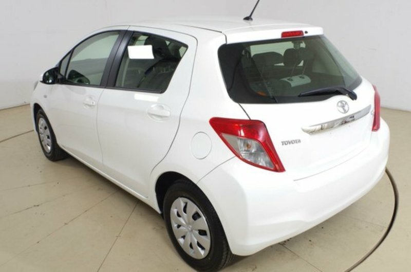 2013 TOYOTA YARIS YR NCP130R