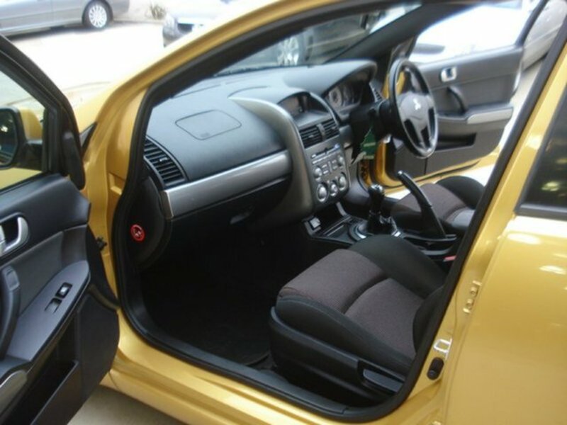 2005 MITSUBISHI 380 VRX