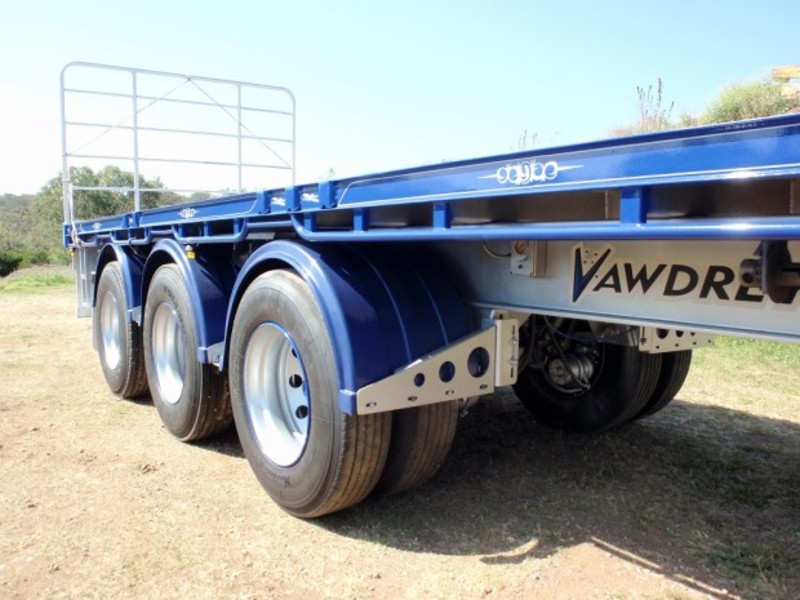 2004 Vawdrey Flat top Semi Trailer