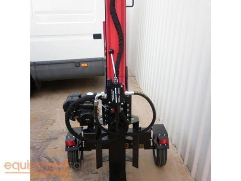 2015 WORKMATE 30 TON LOG SPLITTER