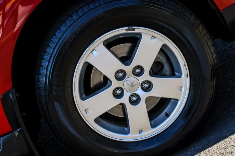 2012 MITSUBISHI OUTLANDER LS ZH