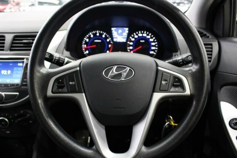 2014 HYUNDAI ACCENT ACTIVE RB2