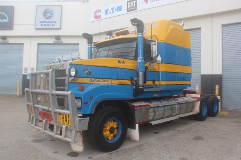2007 MACK TITAN TITAN Truck