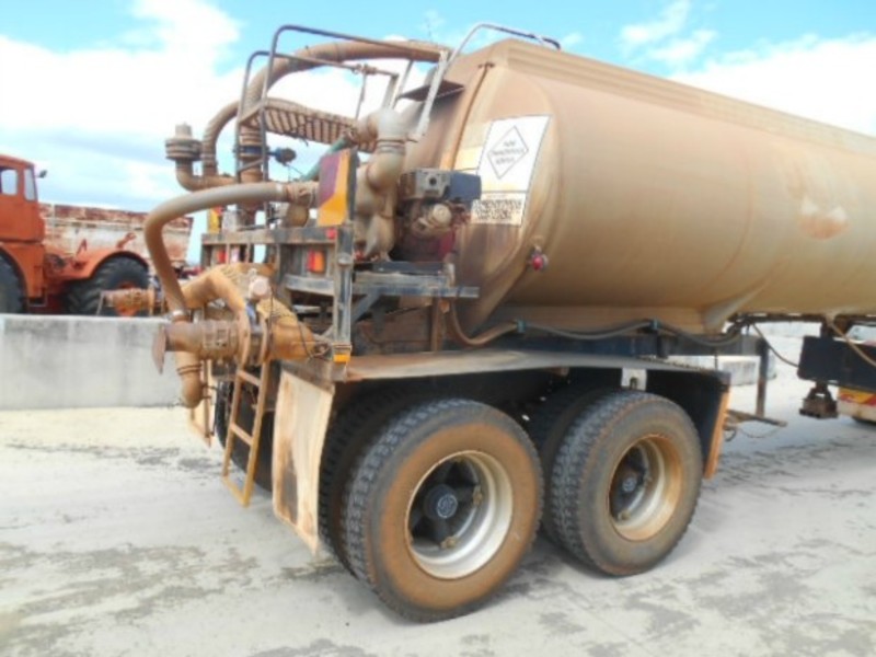 1982 Highgate Tanker Semi Trailer
