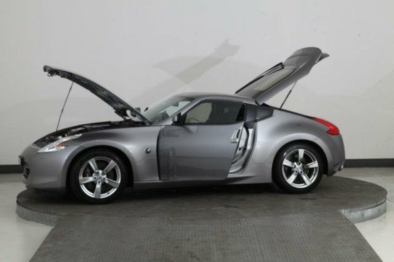 2009 NISSAN 370Z Z34