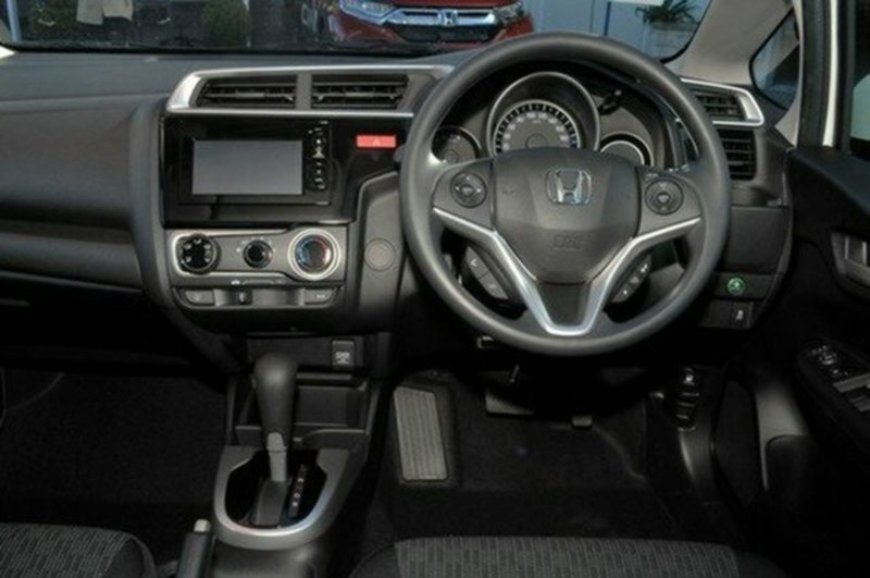2017 HONDA JAZZ VTi GK MY17