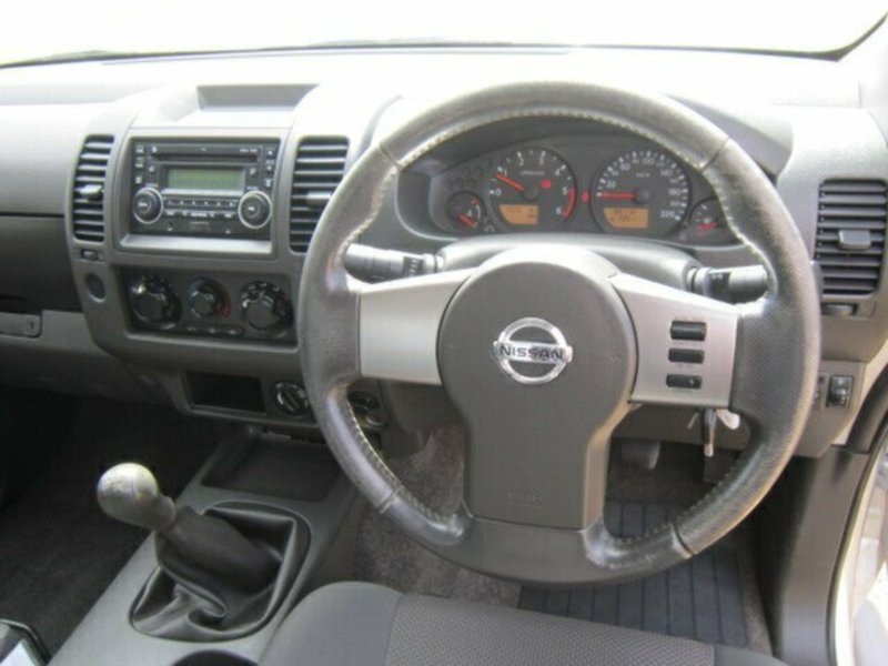 2011 NISSAN NAVARA ST-X King Cab D40 MY11