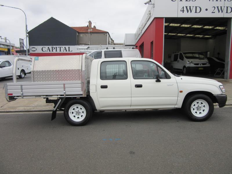 2003 TOYOTA HILUX RZN149R MY02