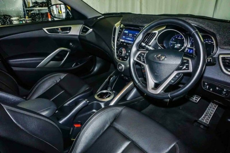 2014 HYUNDAI VELOSTER + FS3