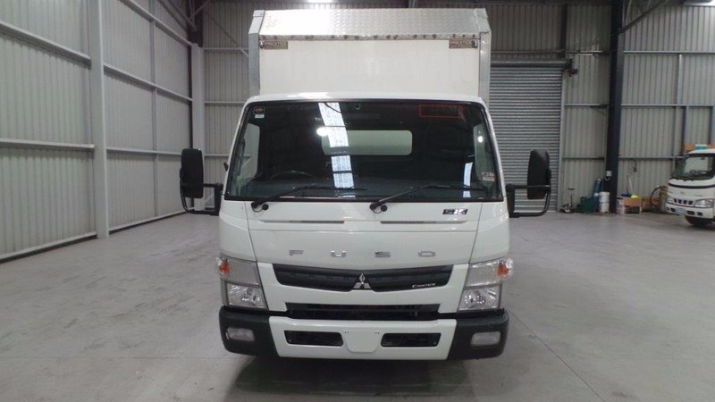 2011 FUSO Canter 515 Canter 515 Truck