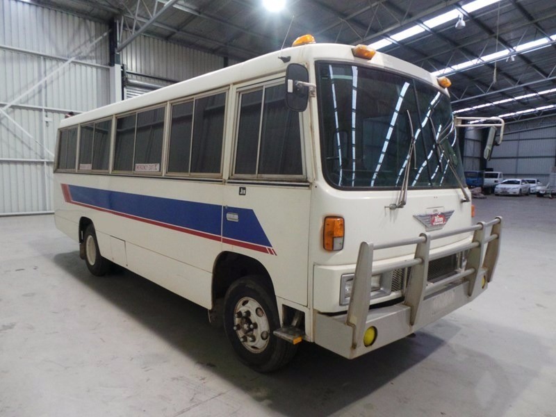 1984 HINO AC140 Bus