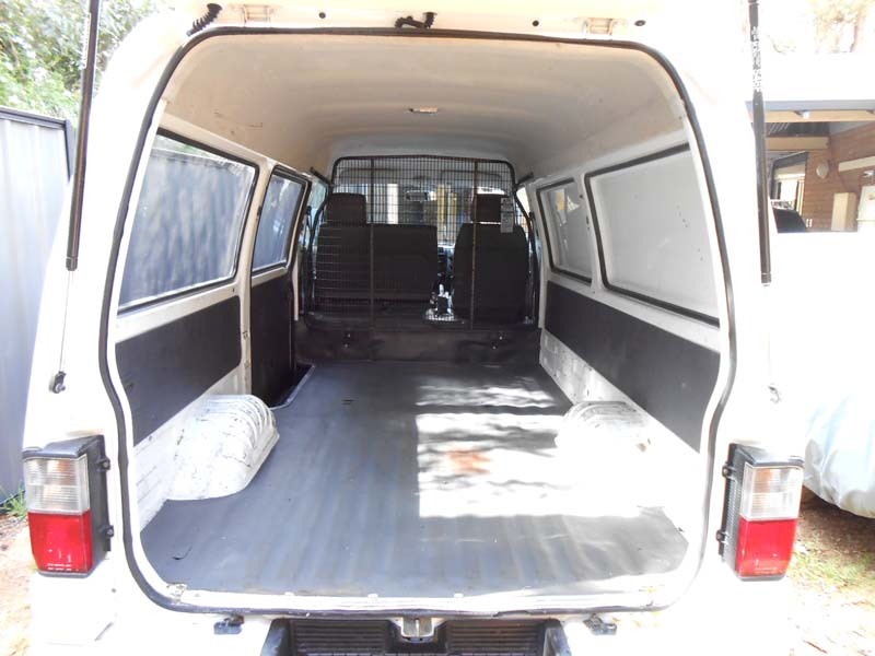2003 FORD ECONOVAN MWB JH