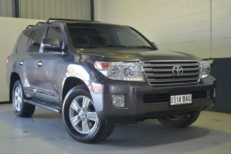 2014 TOYOTA LANDCRUISER SAHARA VDJ200R