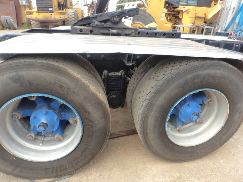 MACK R600 SERIES R600 SERIES Truck