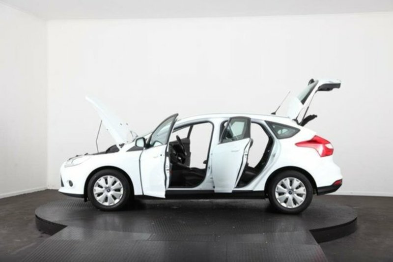 2012 FORD FOCUS AMBIENTE LW MK2