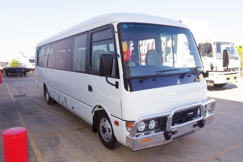 2016 FUSO Rosa Rosa Bus