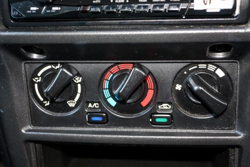 2000 NISSAN PULSAR SSS N15 S2