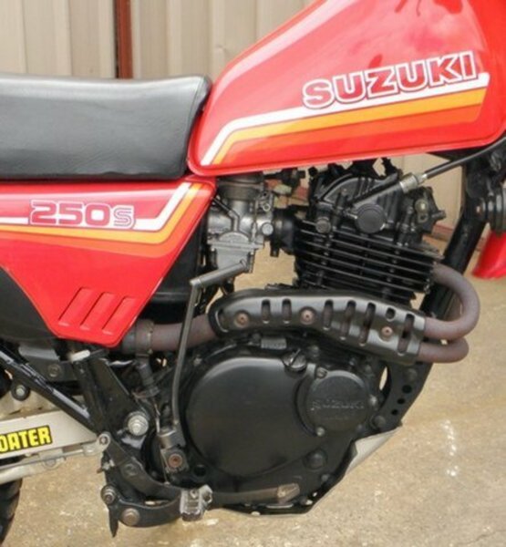 1983 SUZUKI DR250S