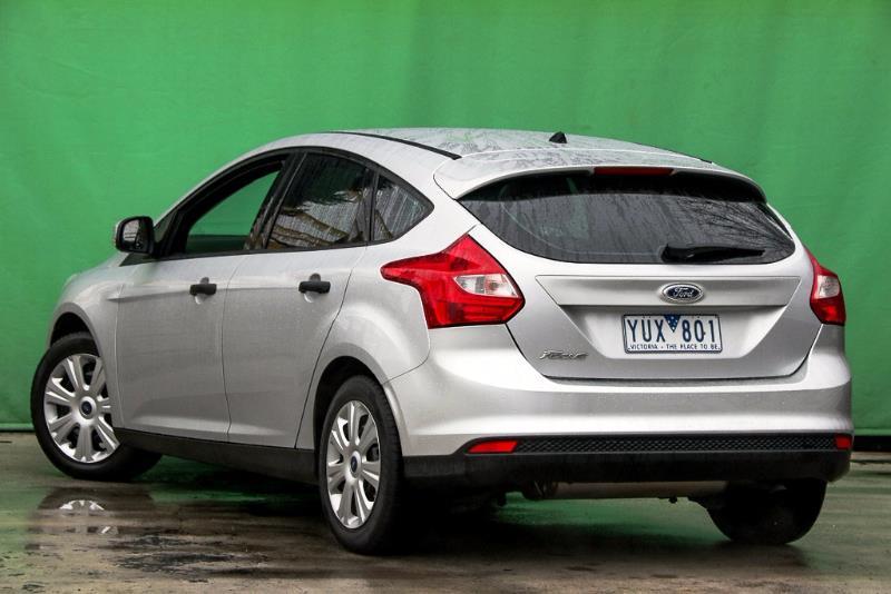 2011 FORD FOCUS AMBIENTE LW