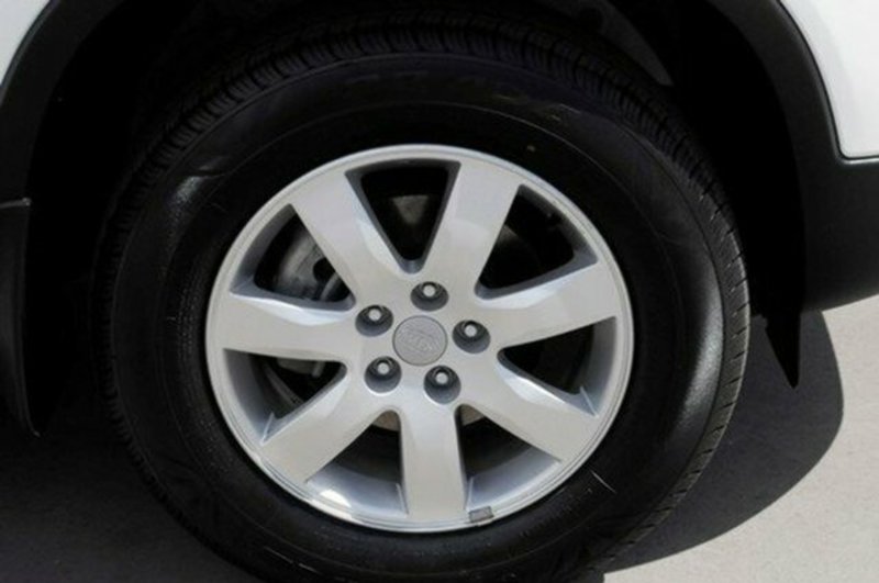 2010 KIA SORENTO Si (4x2) XM MY11