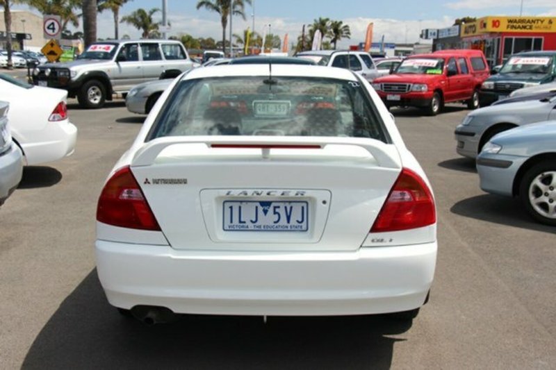 2001 MITSUBISHI LANCER GLi CE2