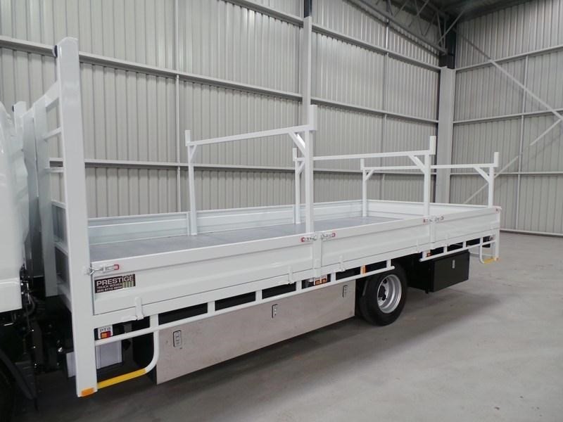 2017 FUSO Canter 615 Canter 615 Truck