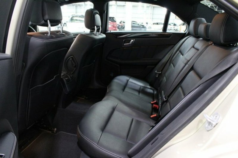 2011 MERCEDES-BENZ E250 CDI AVANTGARDE 212 MY11