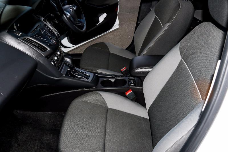 2012 FORD FOCUS AMBIENTE LW