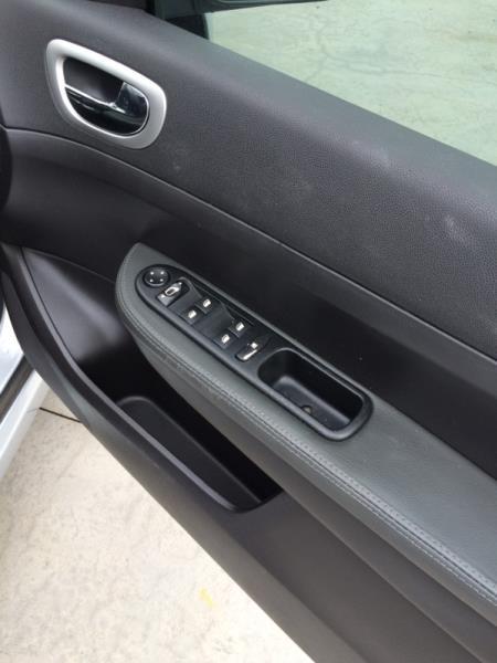 2004 PEUGEOT 307 XSE TOURING